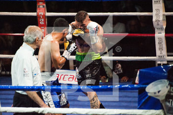 2019-06-21 - un momento del match - TITOLO INTERNAZIONALE WBC PESI SUPERPIUMA - LOPEZ VS MAGNESI - BOXING - CONTACT